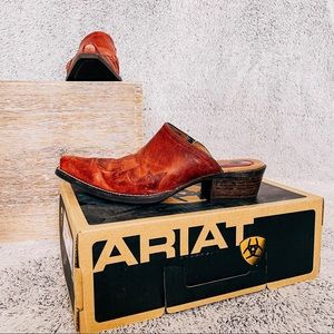 Ariat Scarlett Boot